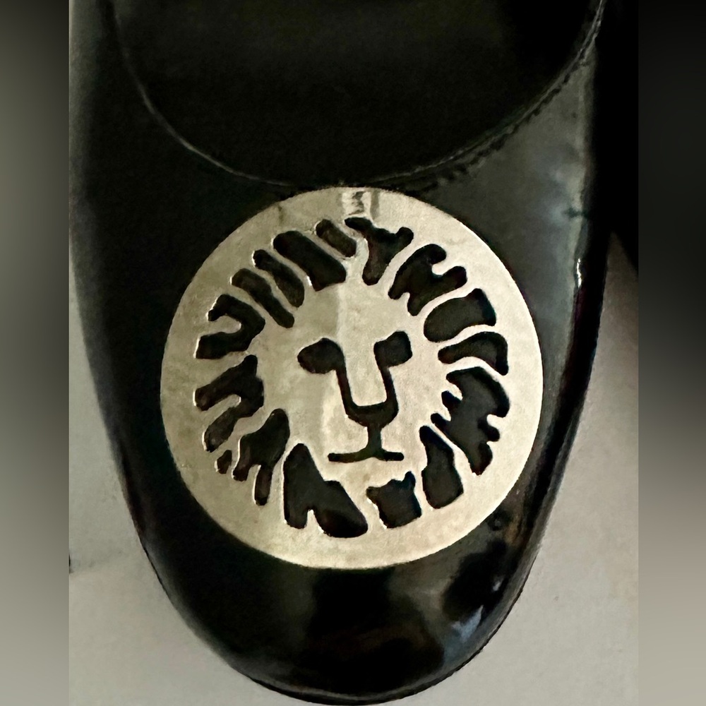 *Rare* Y2K Anne Klein Shiny Black Patent Leather Professional Dress Shoes